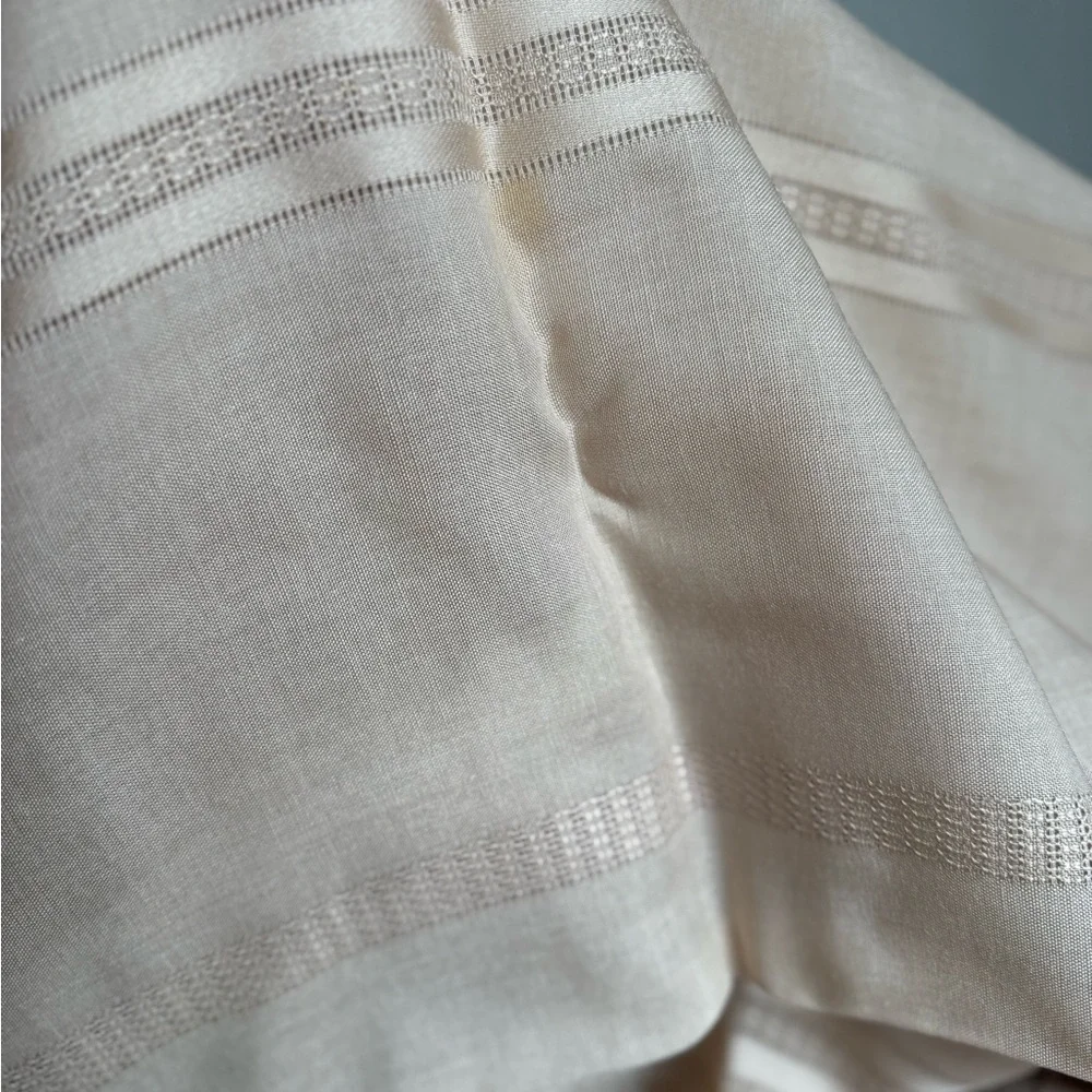 Tablecloth 60”x102” Beige, Excellent Quality Vintage Cotton